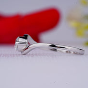 Round lab Grown Wedding Ring